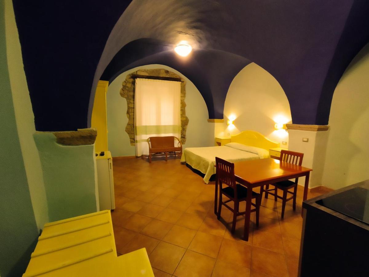 Sa Balza Guest House بوسا المظهر الخارجي الصورة