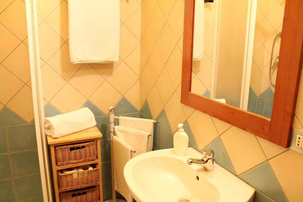 Sa Balza Guest House بوسا المظهر الخارجي الصورة