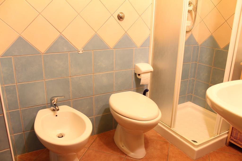 Sa Balza Guest House بوسا المظهر الخارجي الصورة